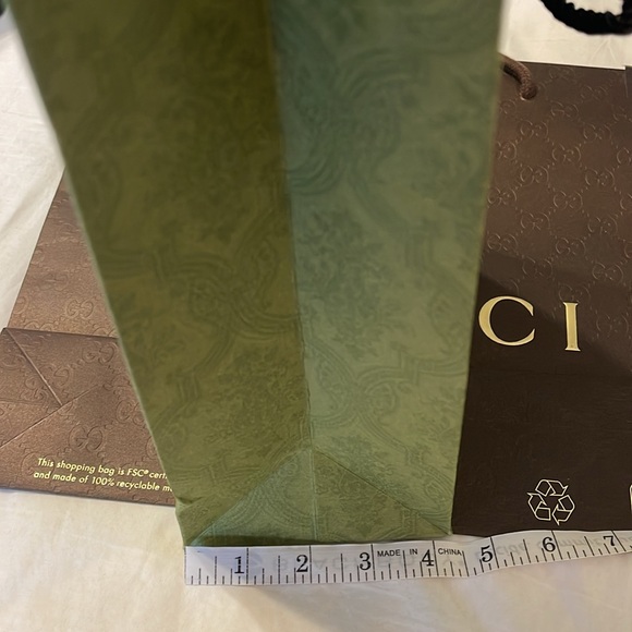 Gucci Green/brown/black & white Paper Shopping Bags 3 in Bundle - Picture 7 of 8
